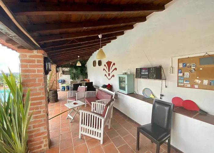 Pateo Do Duque * Salir de Matos